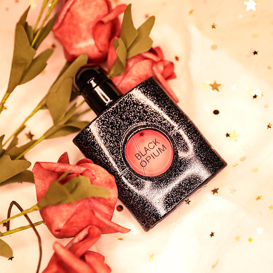 Élégance 🍒  L’Essence Inspirée de Black Opium ✨