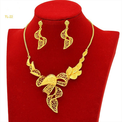 Ensemble Collier & Boucles d’Oreilles – Plaqué Or 24K