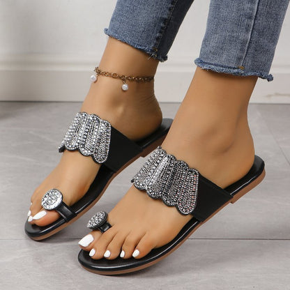 Plus Size Toe Covering Flat Slippers Flat Light Wind Sandals