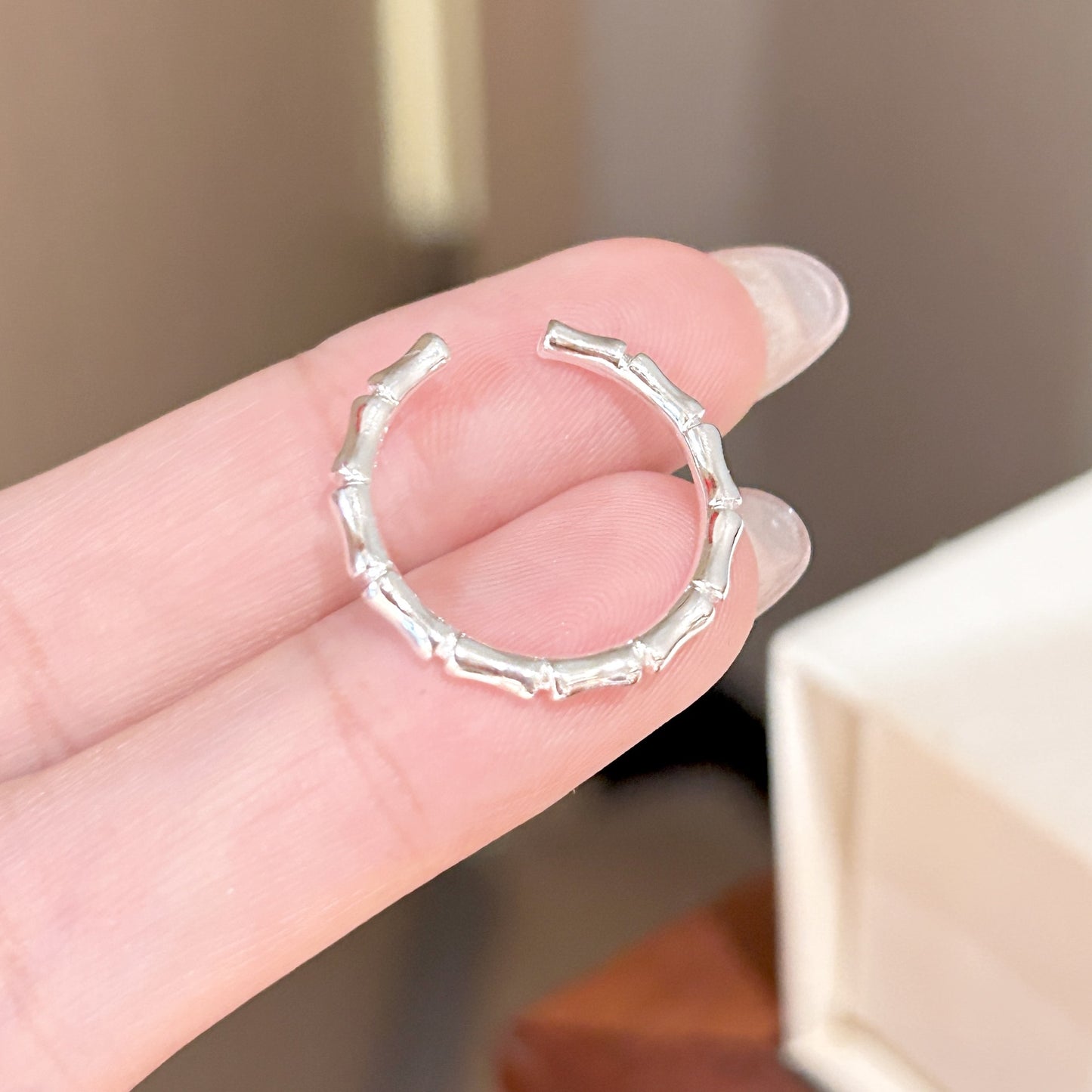 Minimalist Zircon Plain Band Ring For Women Niche