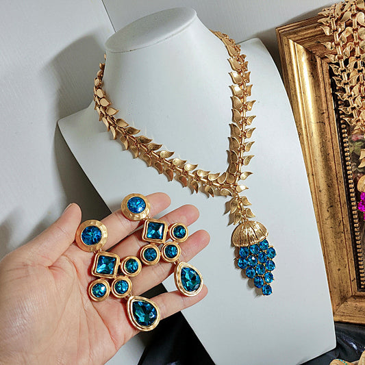 Blue Bright Crystal Oval Stud Earrings Wheat Plain Gold Necklace